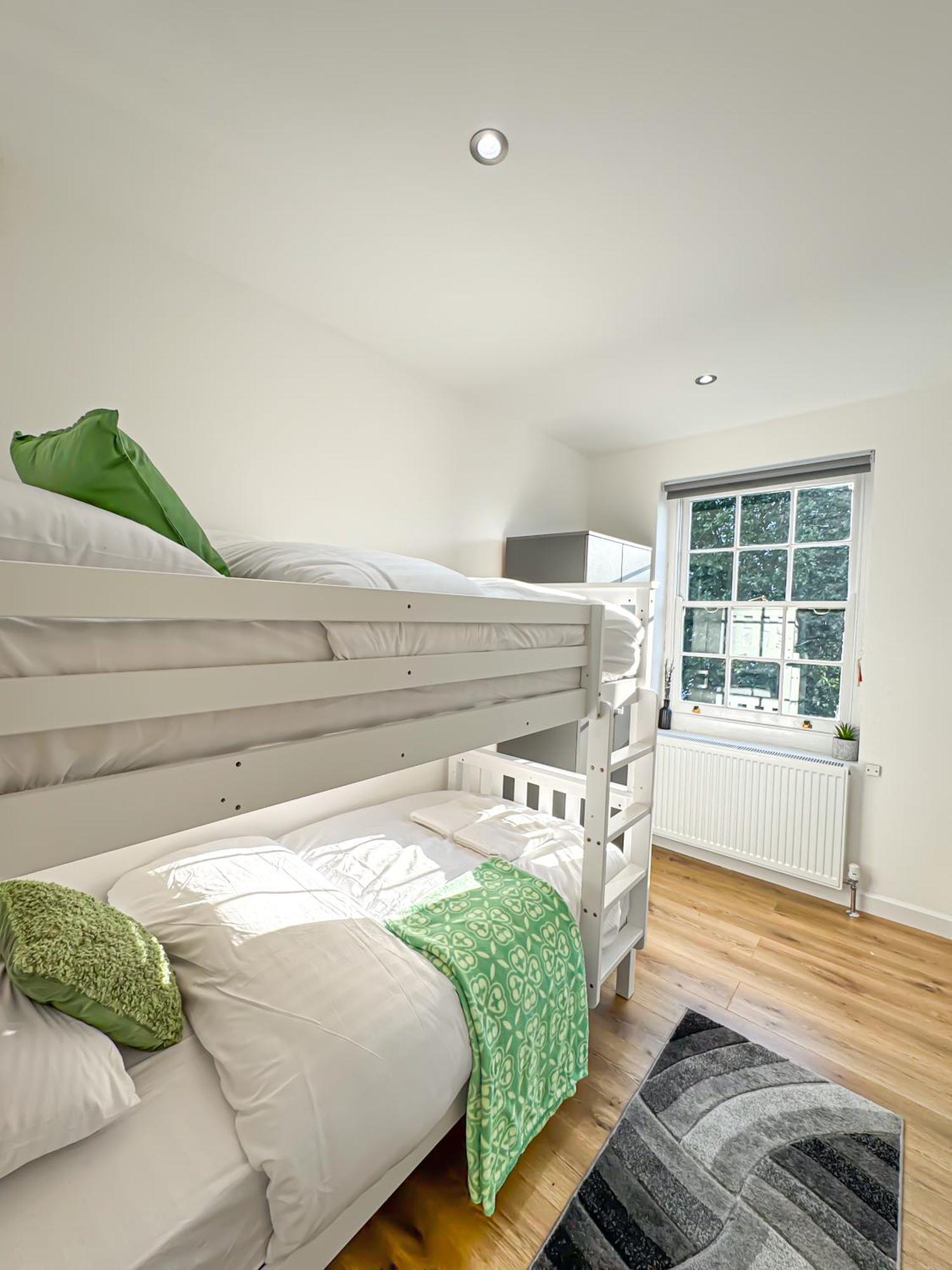 לונדון Luxury Flat For 6 - 5 Min Walk From Camden Market Hw4 מראה חיצוני תמונה